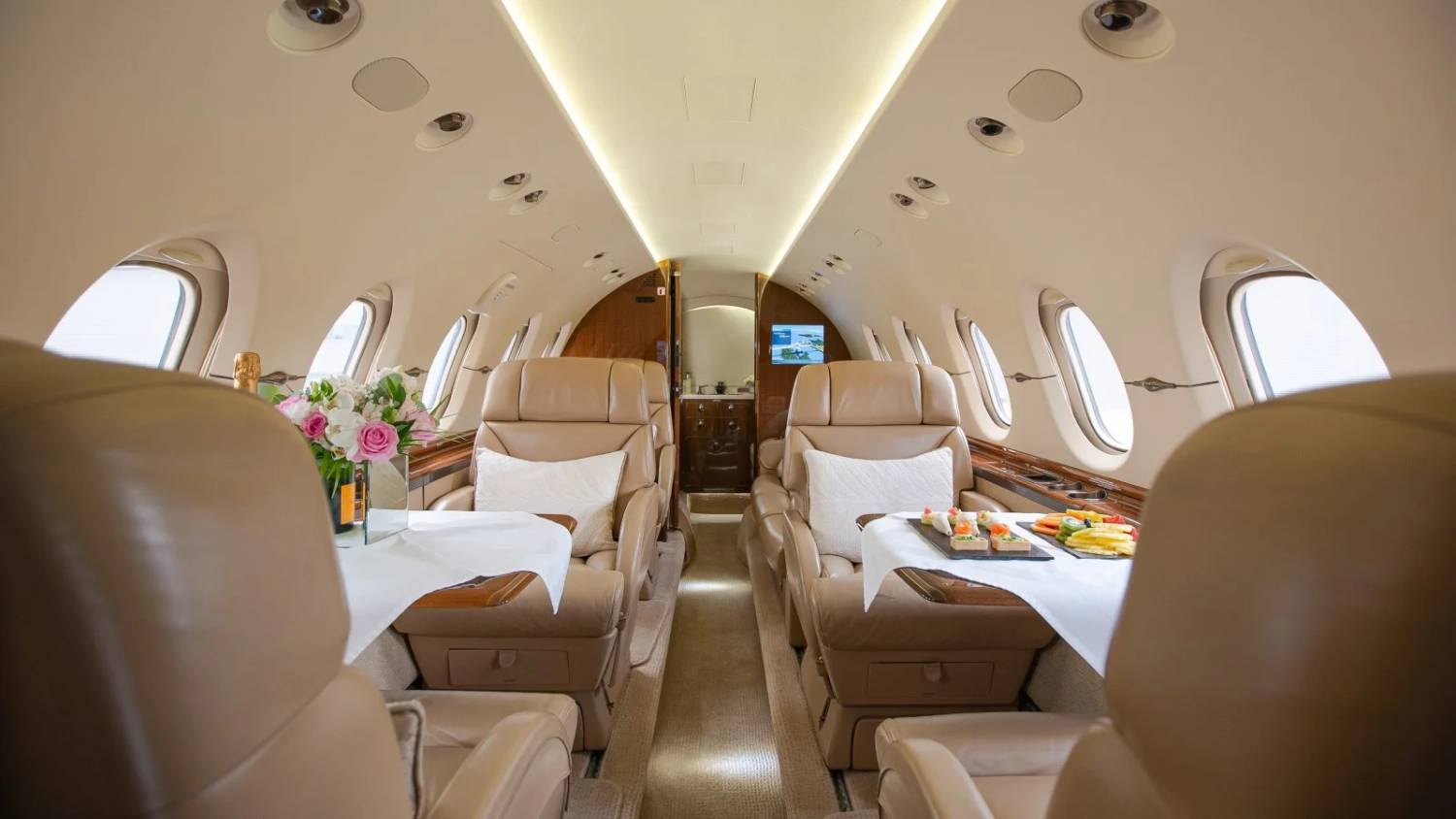 HAWKER BEECHCRAFT 900XP