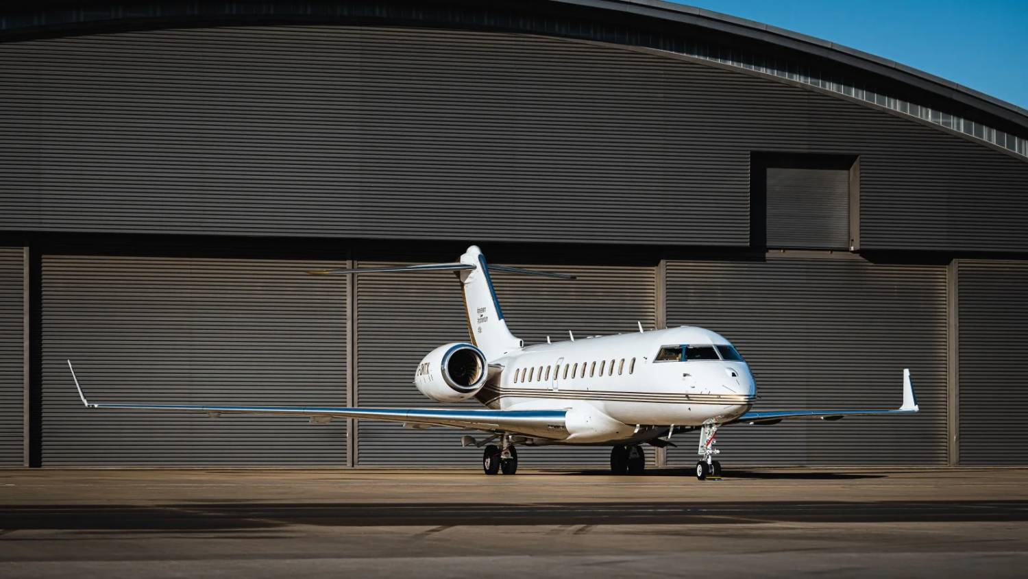 BOMBARDIER GLOBAL 5000
