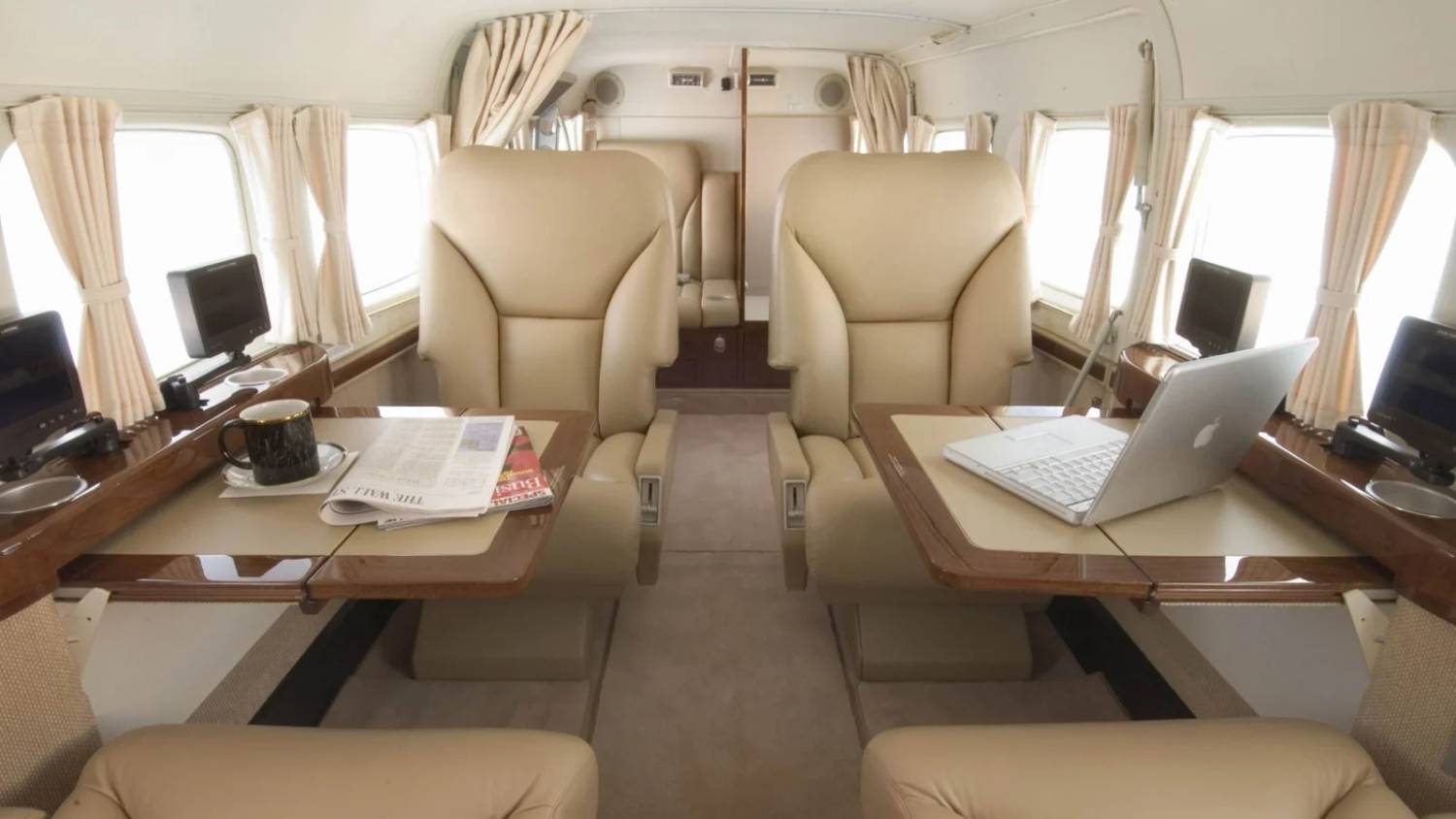 CESSNA 208 CARAVAN