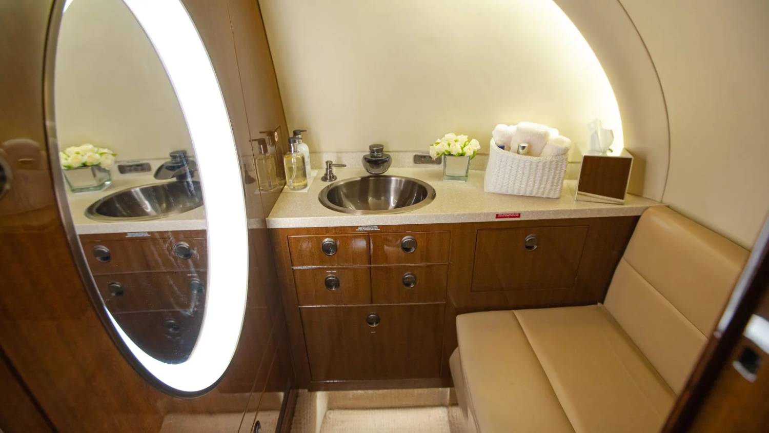 HAWKER BEECHCRAFT 900XP
