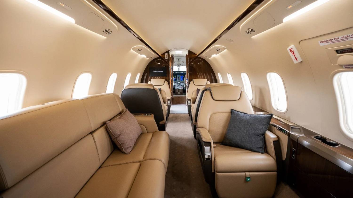 BOMBARDIER CHALLENGER 350