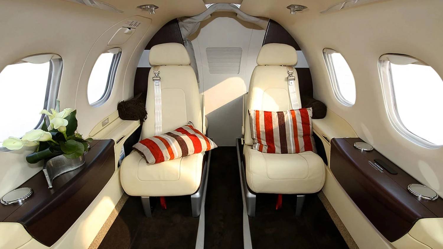 EMBRAER PHENOM 100
