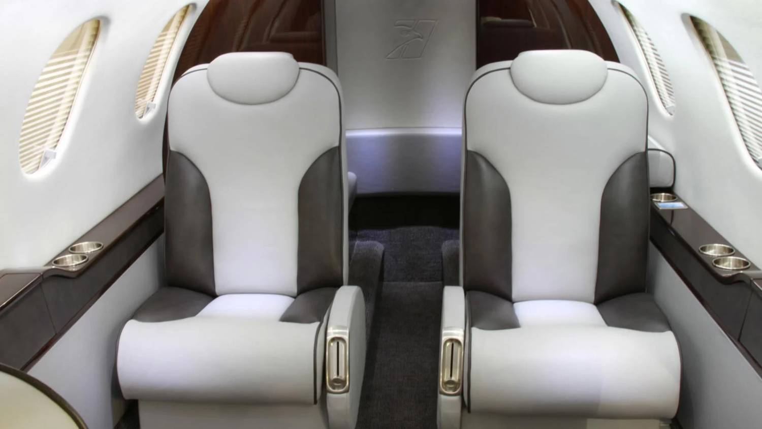 HAWKER BEECHCRAFT 200 PREMIER II