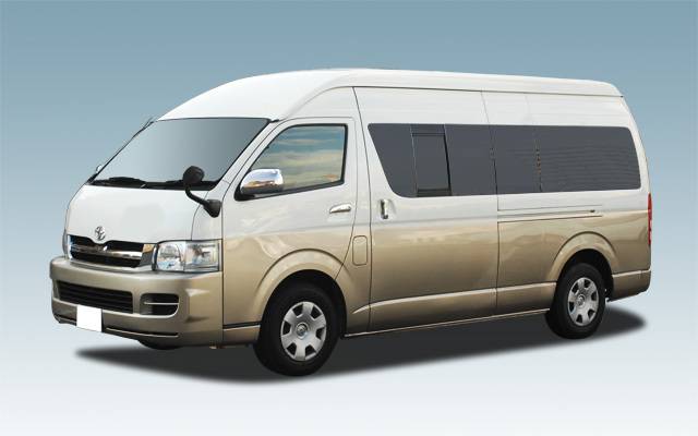 TOYOTA Hiace 10人車(普通話司機)*大阪*(綠牌-合法營運車輛)