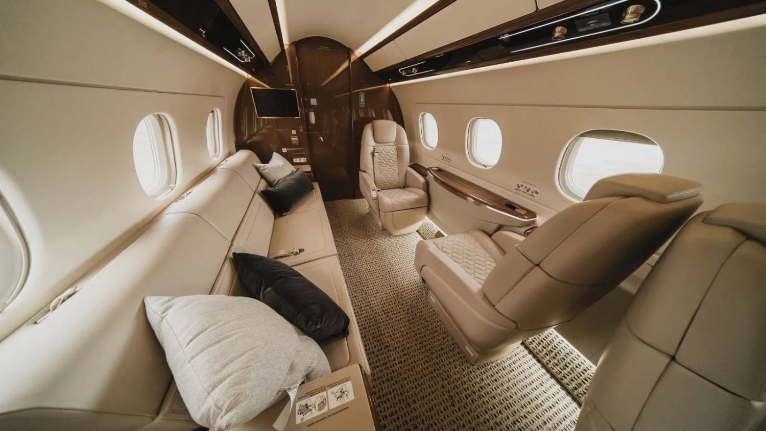 EMBRAER PRAETOR 600